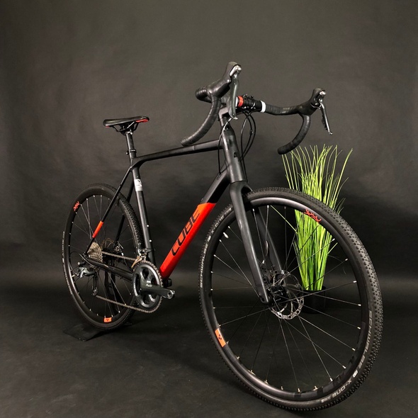 Купити Велосипед вживань 28" Cube Cross Race, 58 рама, чорний з доставкою по Україні