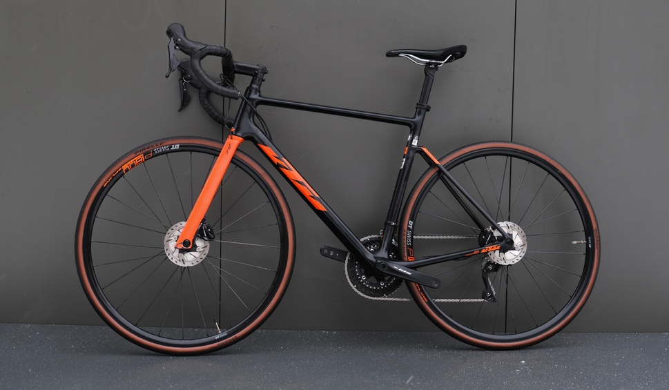 Купити Велосипед KTM REVELATOR ALTO ELITE 28", рама M , чорно-помаранчевий, 2020 (тестовий) з доставкою по Україні