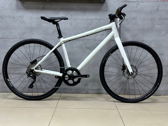 Купити Велосипед б/в 28" Canyon M білий з доставкою по Україні