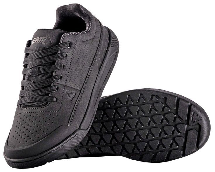 Купити Взуття LEATT 2.0 Flat Shoe (Black), 9 (3026057914) з доставкою по Україні