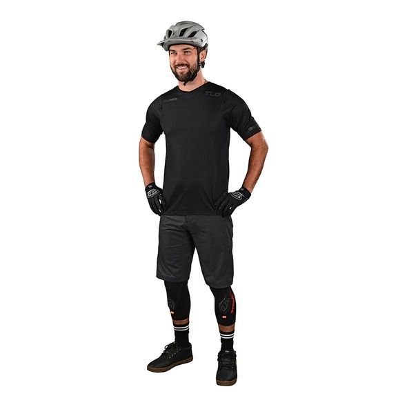 Купить Джерси TLD SKYLINE AIR SS JERSEY Mono [BLk] XL с доставкой по Украине