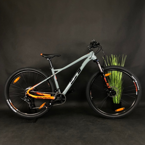 Купить Велосипед горный 27,5" GT Avalanche Sport L 2022, серый с оранжевым с доставкой по Украине