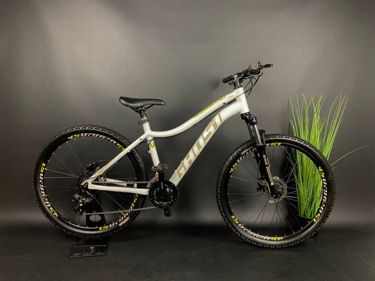 Купити Велосипед б/в 26" Ghost LANAO Base S білий з доставкою по Україні