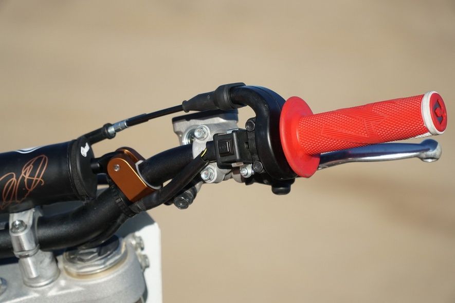 Мото руль ODI MX Handlebars, "CFT" Podium, Champ-907 Black