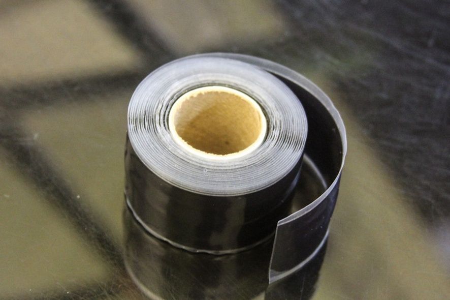 Купить Силиконовая лента ESI Silicon Tape 10' (3,05м) Roll Black, черная с доставкой по Украине