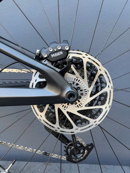 Купити Електровелосипед MONDRAKER ZENDIT RR S 29/27.5'' 170mm, DJI Avinox M2S 800Wh, Vortex Grey, M/L з доставкою по Україні