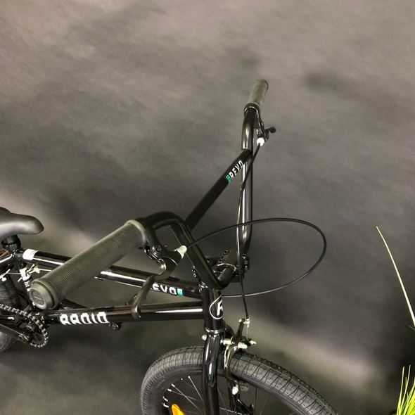 Купити Велосипед BMX 20" Radio Revo 20.4", чорний глянцевий з сірим 2021 з доставкою по Україні