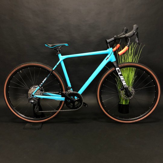 Купити Велосипед вживаний 28" Cube Cross Race Pro, 53" рама, голубий з доставкою по Україні