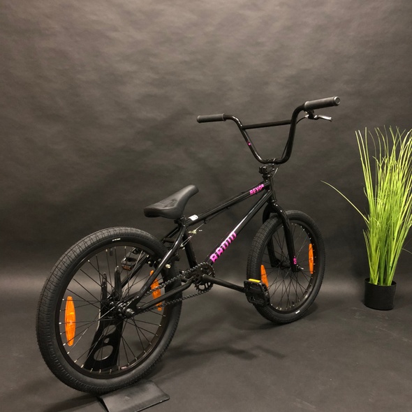 Купить Велосипед BMX 20" Radio Revo 20.4", черный глянцевый с розовым 2021 с доставкой по Украине