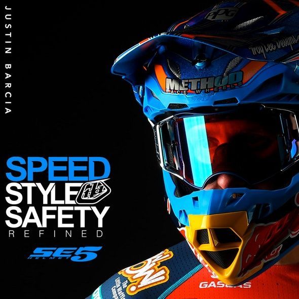 Мото Шлем TLD SE5 Carbon Helmet [Stealth BLk/Chrome] MD