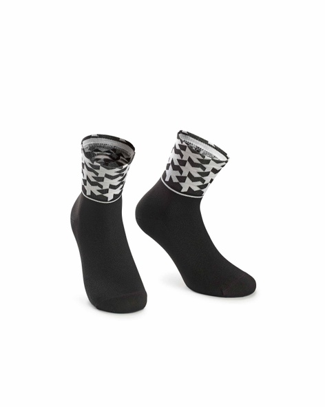Купити Шкарпетки ASSOS Monogram Socks Evo 8 Black Series з доставкою по Україні